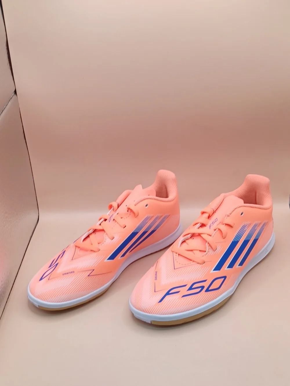 NWOB Adidas F50 Club Soccer Shoes-Coral Blaze Pack Junior Unisex Size 4 US